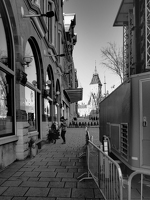 EM122120